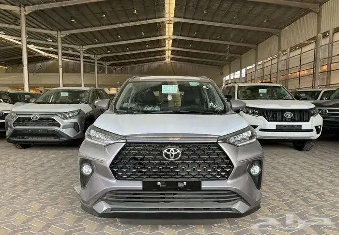 تويوتا فيلوز GLX بنزين 2025 2