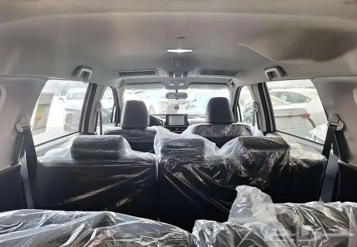 تويوتا فيلوز GLX فل كامل 2025 5