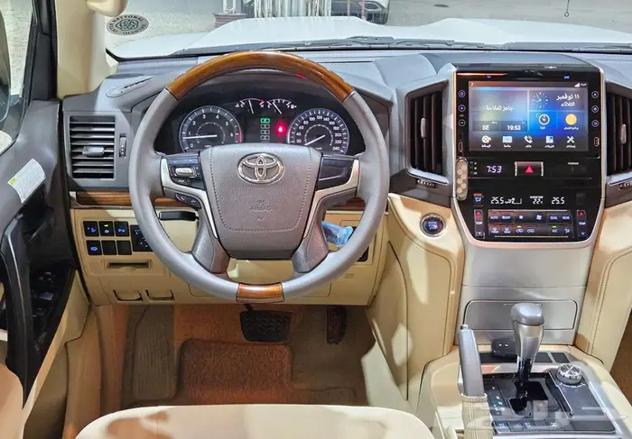 تويوتا لاندكروزر GXR..2016 43