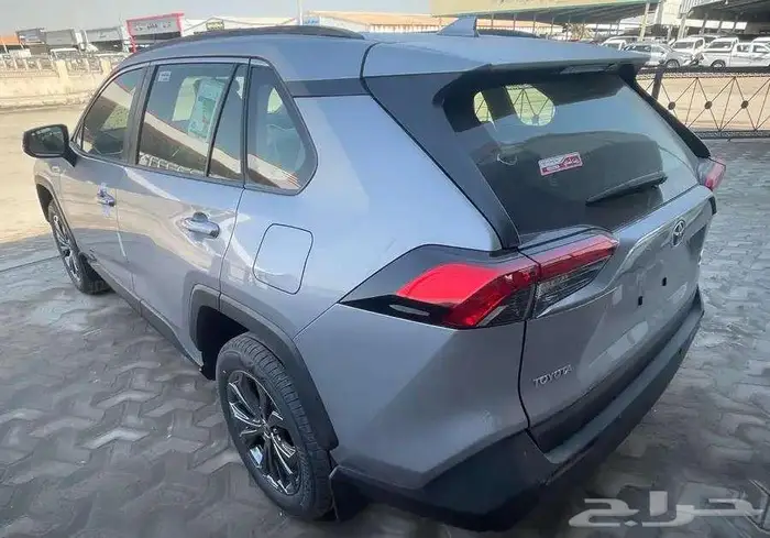 تويوتا راف فور XLI فل كامل دبل 2025 1