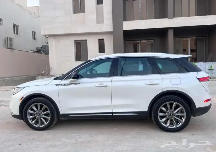 Lincoln corsair 2021 3