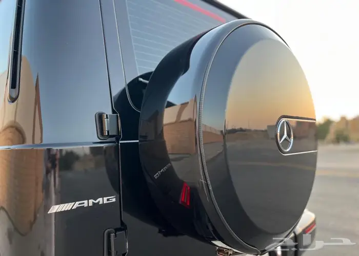 مرسيدس جي كلاس مخزن بحالة ممتازة 77