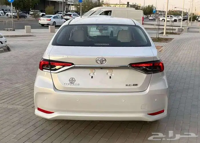 تويوتا كورولا XLI 2.0 مطور بنزين 2025 17