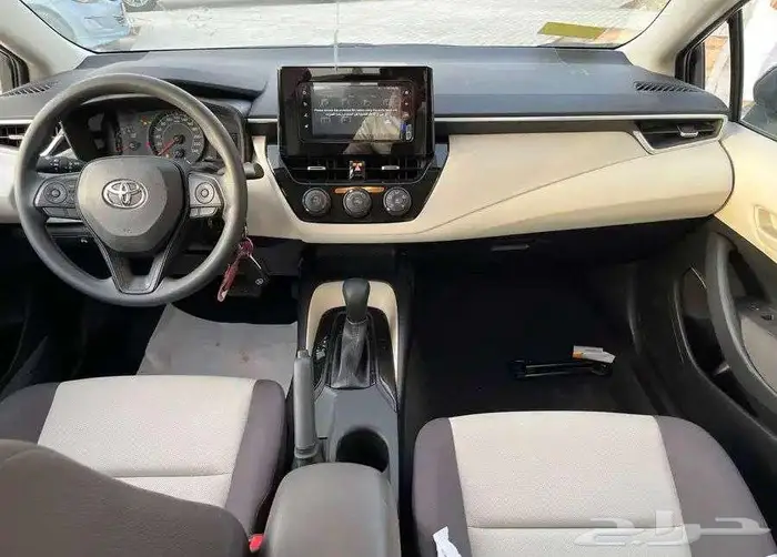 تويوتا كورولا XLI 2.0 مطور بنزين 2025 3