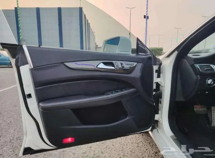 Mercedes Benz CLS 500 مرسيدس CLS 500 موديل 2013 34
