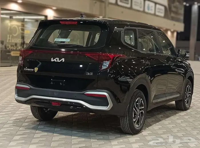 كيا كارنز 2025 ستاندر مطور مع كاميرا 4