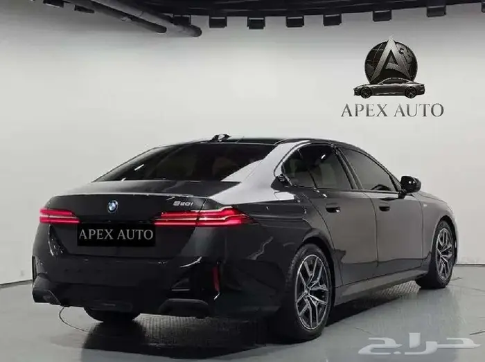 BMW 520i mkit 2024 أرخص سعر داخلي اوف وايت بلاك ادشن 2