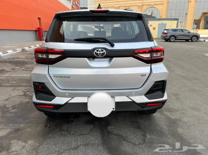 للبيع تويوتا رايز موديل 2022 4