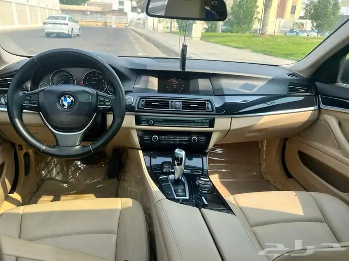 بي ام BMW 520i ممشى قليل نظيفة جد ا 9