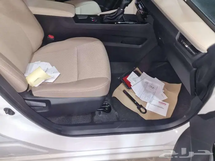 تويوتا يارس فئة YX فل كامل موديل 2026 كاش وتقسيط 8