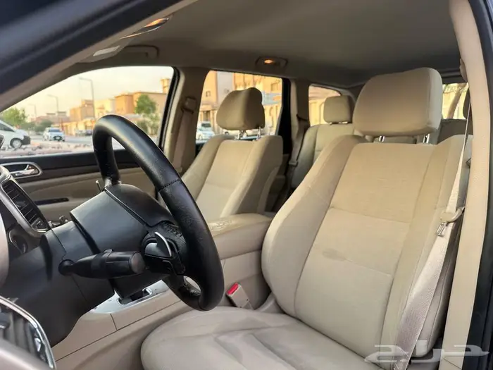 جراند شروكي 14 لاريدو 22