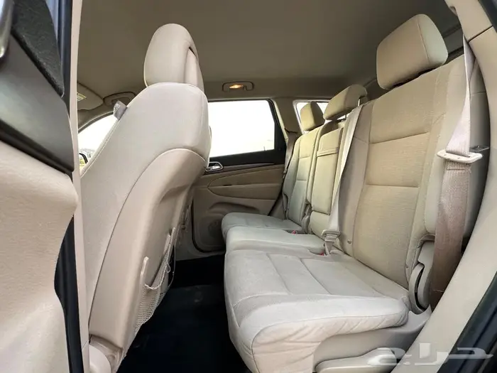 جراند شروكي 14 لاريدو 23