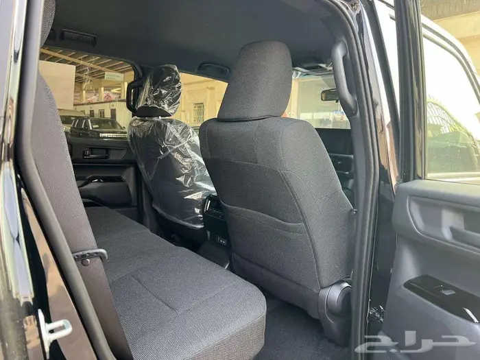 تويوتا برادو TXL 1 بنزين 2025 متاح اقساط و كاش 6