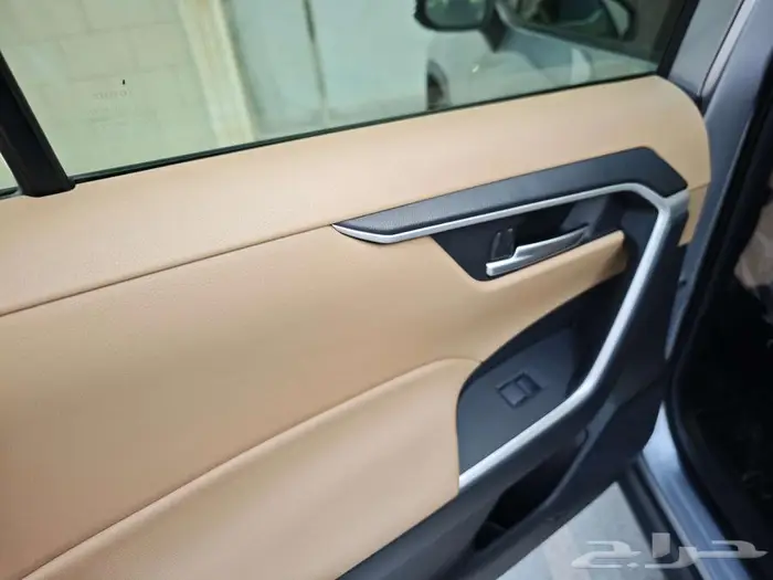 تويوتا راف فور 2019 وارد عبداللطيف جميع الصيانات بالوكالة 3