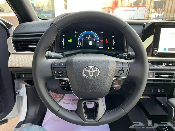 تويوتا كامري LE هايبرد 2025 متاح اقساط و كاش 6