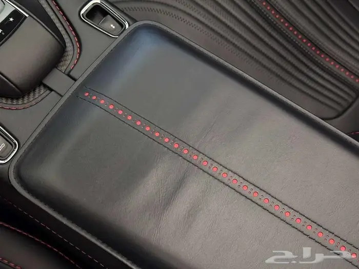 2023 Aston Martin DB11 Volante 26