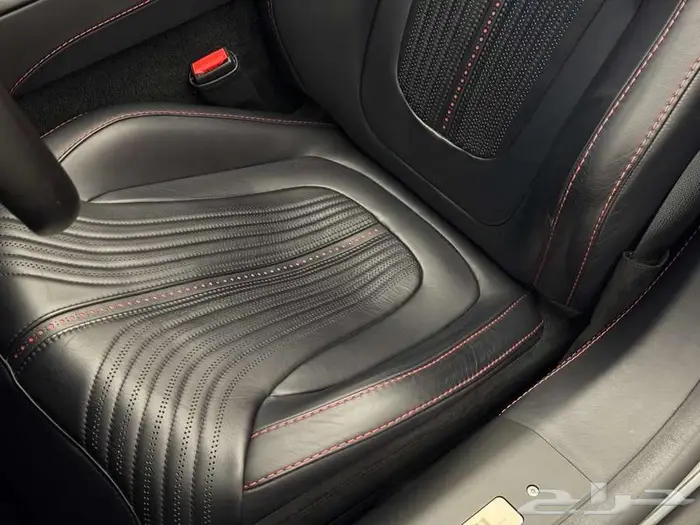 2023 Aston Martin DB11 Volante 15