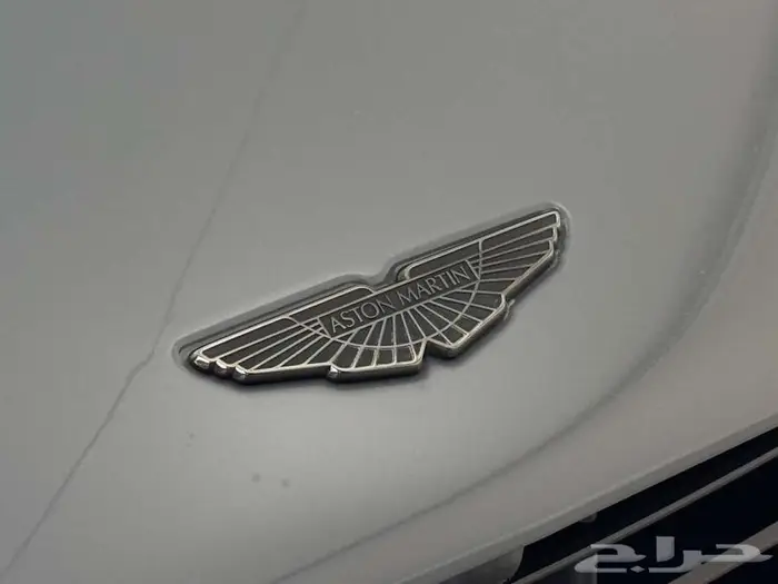 2023 Aston Martin DB11 Volante 31