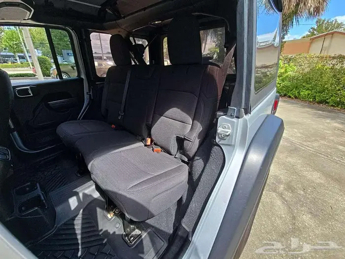 2023 Jeep Wrangler Sport S 8