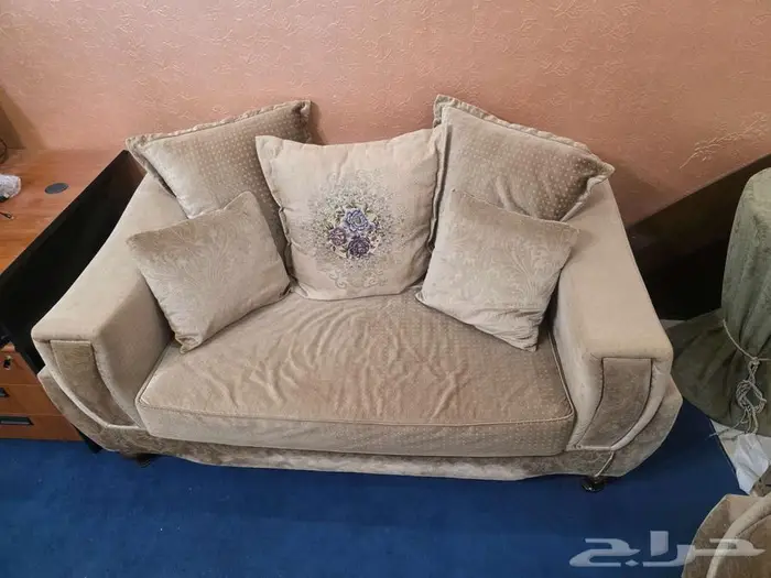 طقم كنب حديث 4