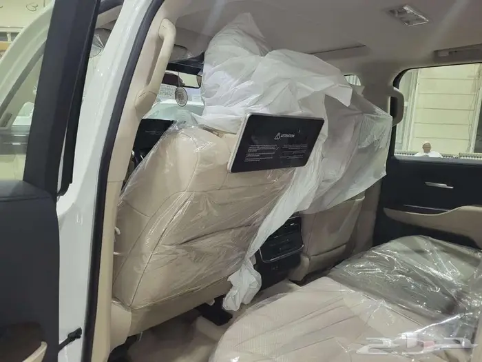 تويوتا لاندكروزر_GXR_رقم_4_دبل_بنزين_سعودي_2025 فقط 322الف 5