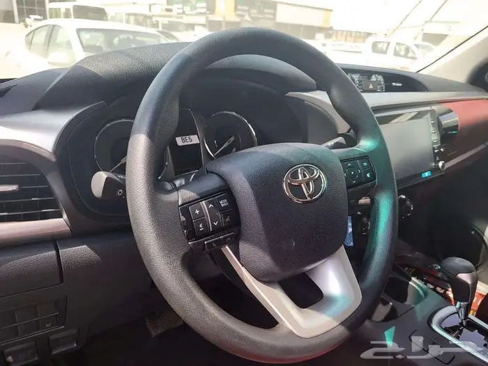 تويوتا-هايلوكس فل بصمه موديل 2025 بريمي 130الف 5