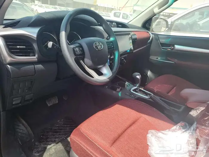 تويوتا-هايلوكس فل بصمه موديل 2025 بريمي 130الف 7