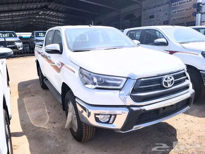 تويوتا-هايلوكس فل بصمه موديل 2025 بريمي 130الف 11