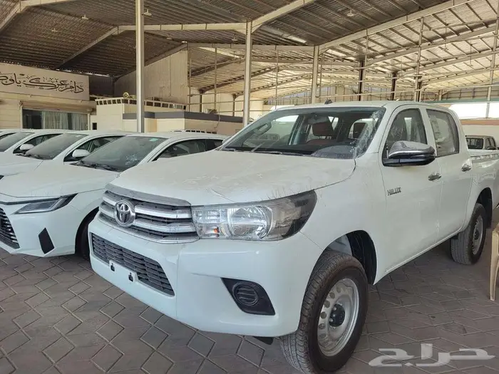 تويوتا هايلوكس غمارتين ديزل2.4 موديل 2025 عرض خاص 123500الف 8