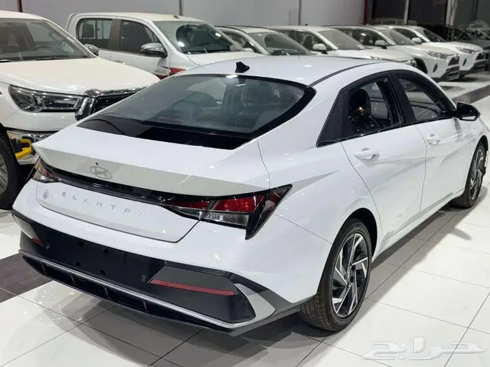 هونداي النترا كمفورت 1.5 CC موديل 2025 اللون ابيض 4