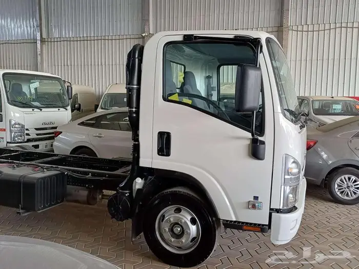 ايسوزو دينا 5 طن NPR شاص قصير 2025 4