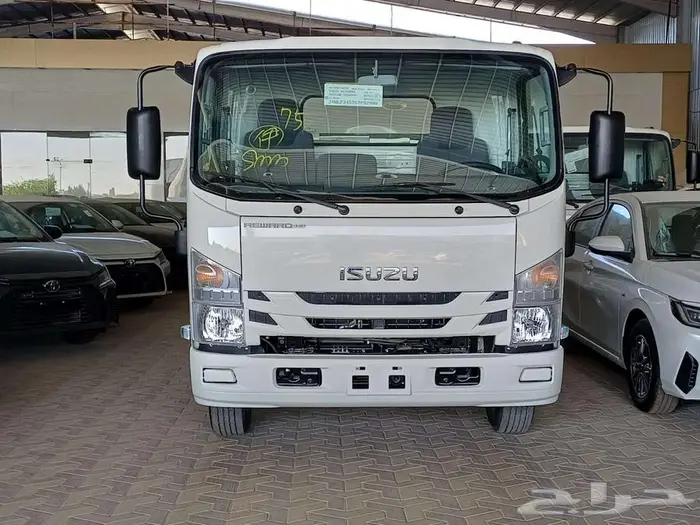 ايسوزو دينا 5 طن NPR شاص قصير 2025 2