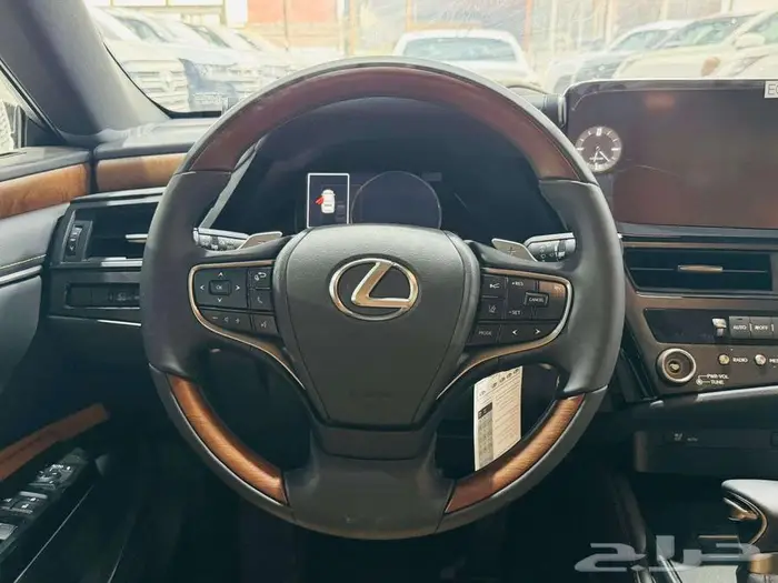 لكزس ES 350 CC بلس 2025 رادار اللون ابيض 6