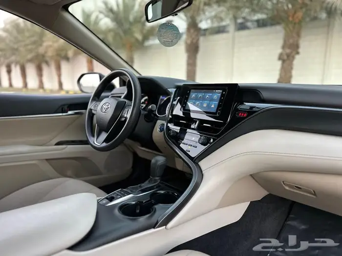 تويوتا كامري LE 2023 هايبرد 13