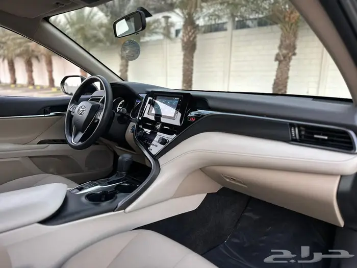 تويوتا كامري LE 2023 هايبرد 12