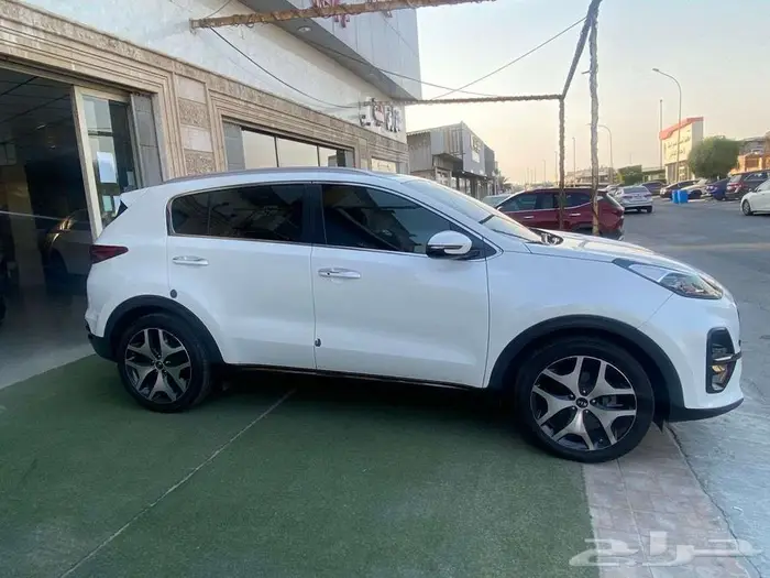 كيا سبورتاج 2019 فل ديزل المكينه 1600وارد كوريا جمارك للبيع 4
