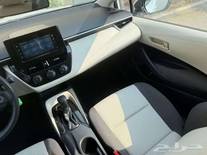 تويوتا كرولا مكينة 2.0 موديل 2023 ممشي 59 الف كيلو بدي بلد 7