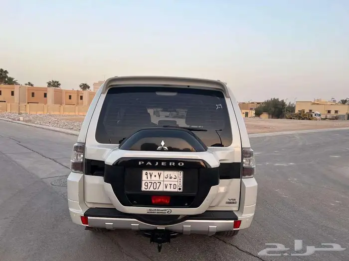 متسوبيشي باجيرو 2019 فل كامل بدي وكاله 13