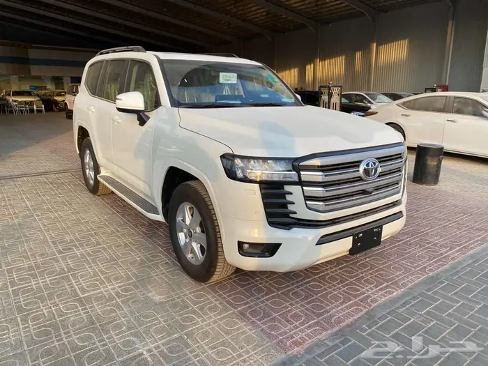 تويوتا لاند كروزر GXRL2 موديل 2025 1