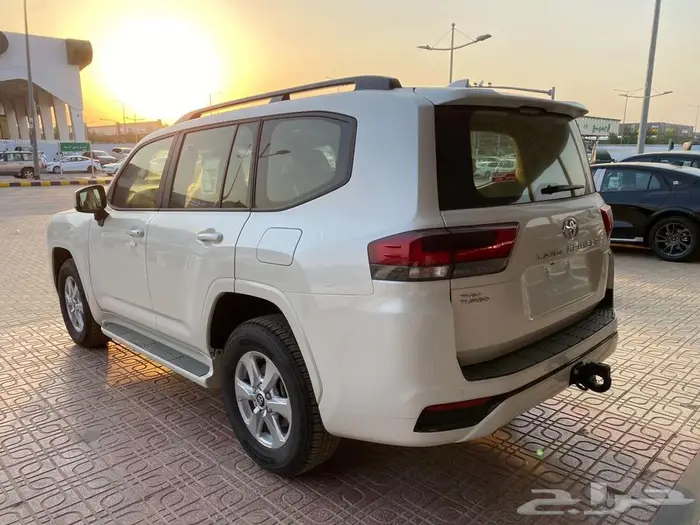 تويوتا لاند كروزر GXRL2 موديل 2025 6