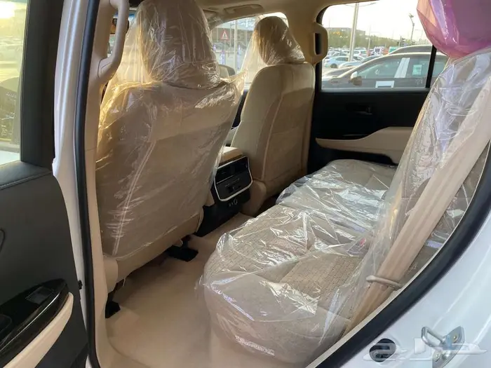 تويوتا لاند كروزر GXRL2 موديل 2025 11