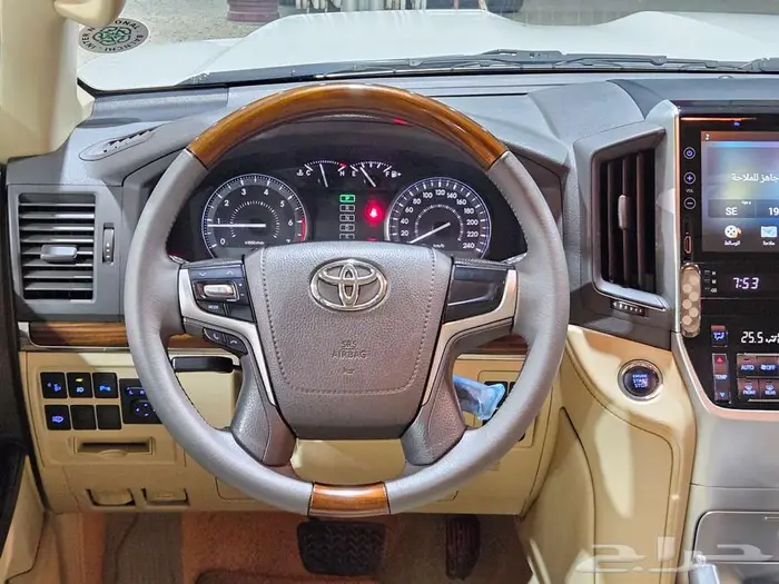تويوتا لاندكروزر GXR..2016 42