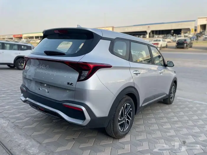 كيا كارينز نص فل 2025 2