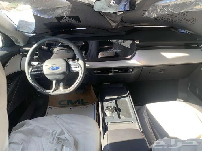 فورد تورس ترند 2026 4