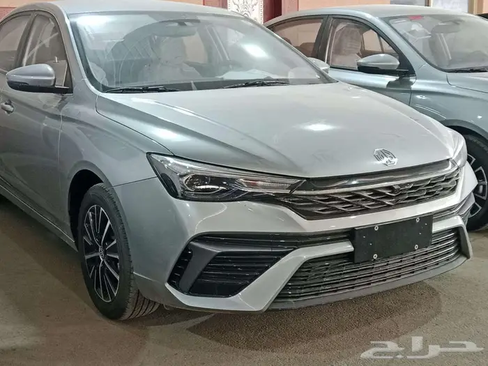 ام جي 5 استاندر _ 2025 _ الشكل الجديد 4