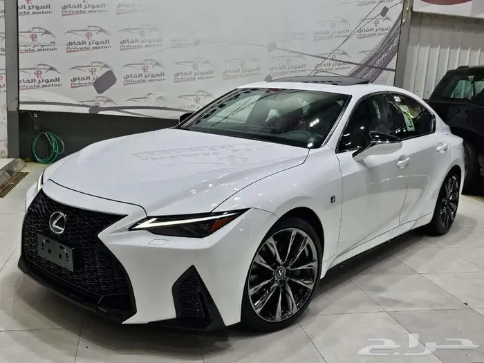 لكزس is 350 ارنوب 2024 F سبورت ( فل كامل بحاله الوكاله ) 6