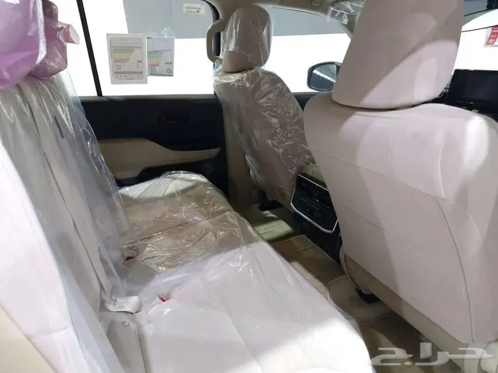 لاندكروزر 2025 خليجي بنزين تنفس طبيعي بأفل سعر فى السوق 6