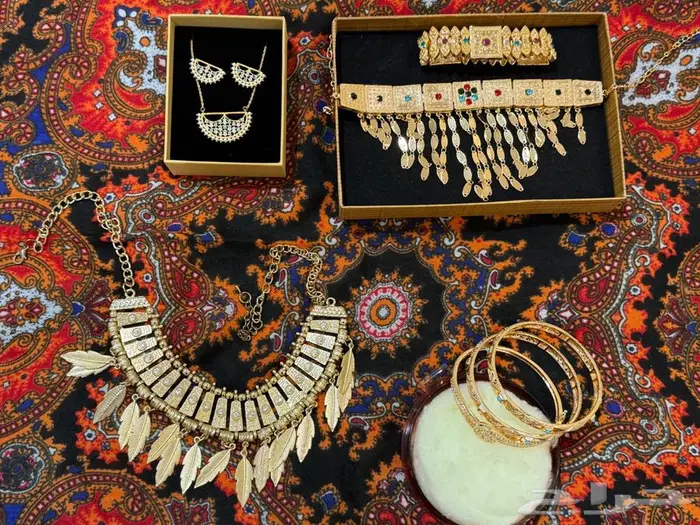 اكسسوارات شعبية 0