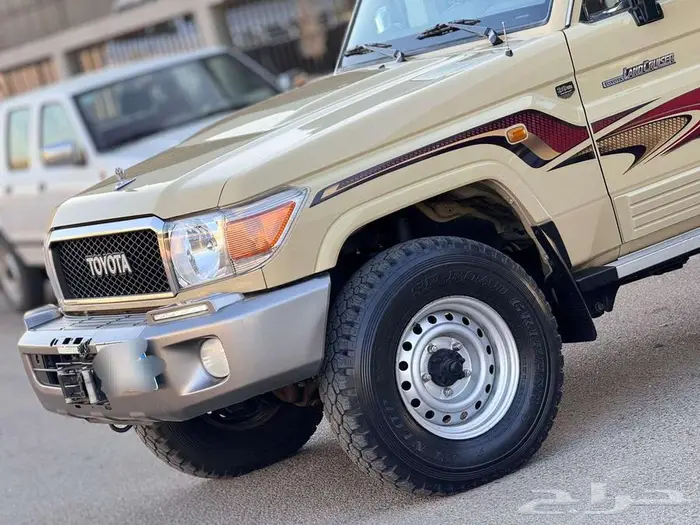 تويوتا شاص 2015 فل كامل بريمي 3