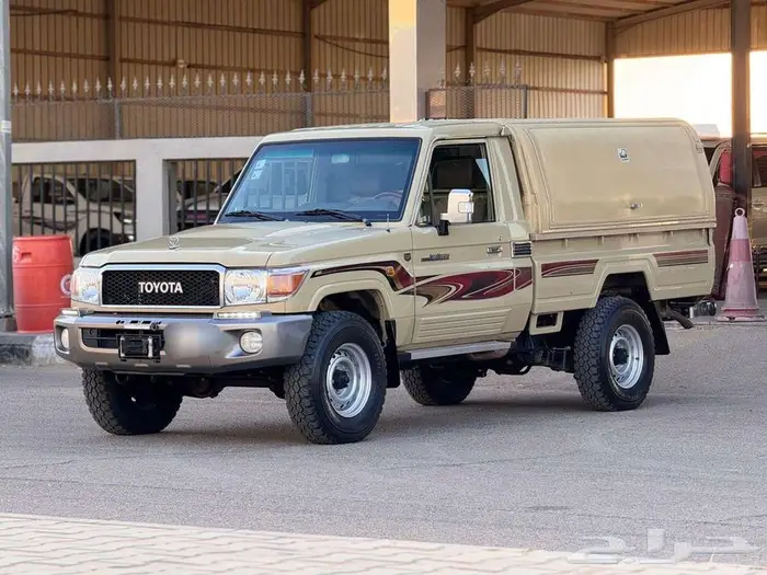 تويوتا شاص 2015 فل كامل بريمي 4